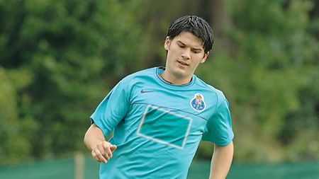 Săpunaru, mai scump ca Nuno Gomes