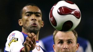 Fostul antrenor al lui Grzelak:** "E tehnic și centrează bine, dar nu are condiție fizică!"