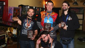 Polonezul Daniel Nowak, câștigătorul celei de-a 5-a ediții a Romanian Pinball Open. Pinballul a fost unul dintre sporturile preferate ale lui Nicolae Ceaușescu | FOTO