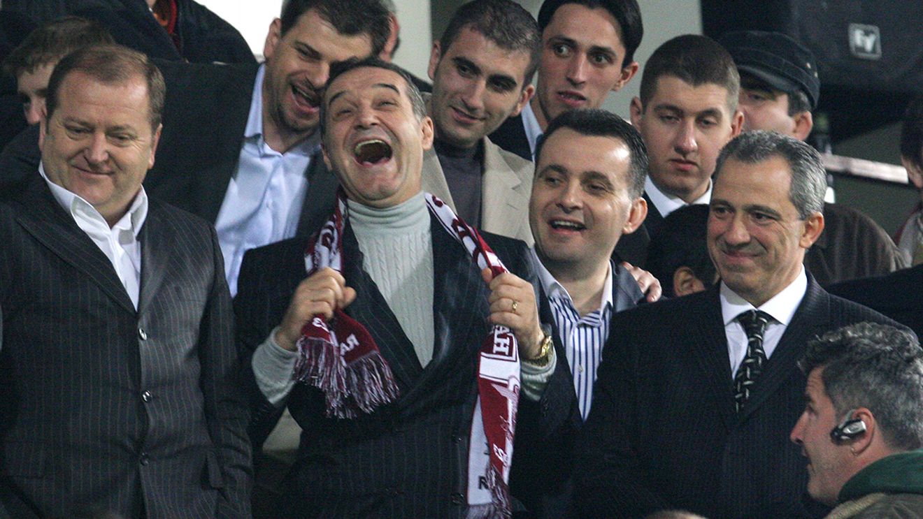 Becali spune că i s-a propus să TRANSFORME Steaua în Rapid! "Să mă duc la ei, că au vorbit ei, că stadionul Giulești..." Decizia luată pe loc