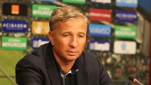 Dan Petrescu a urlat la pauză în vestiar! Ce l-a scos din sărite și ce s-a întâmplat apoi