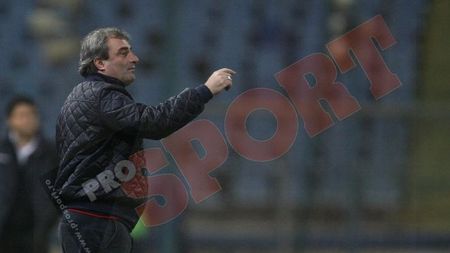 "Am jucat 3-4-3 și 4-5-1!"** VEZI aici tactica lui Stoichiță!