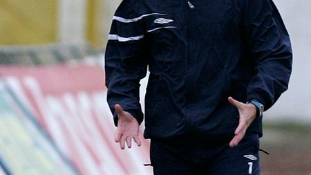Munteanu: "Un eșec ne-ar îndepărta de Cupa UEFA"