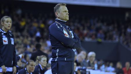 Thorir Hergeirsson, „Generalul” din fruntea Norvegiei. Povestea „omulețului cu inimă mare”, care a cucerit 11 medalii în 12 ani la marile competiții de handbal feminin. Sâmbătă, antrenorul va fi adversarul României