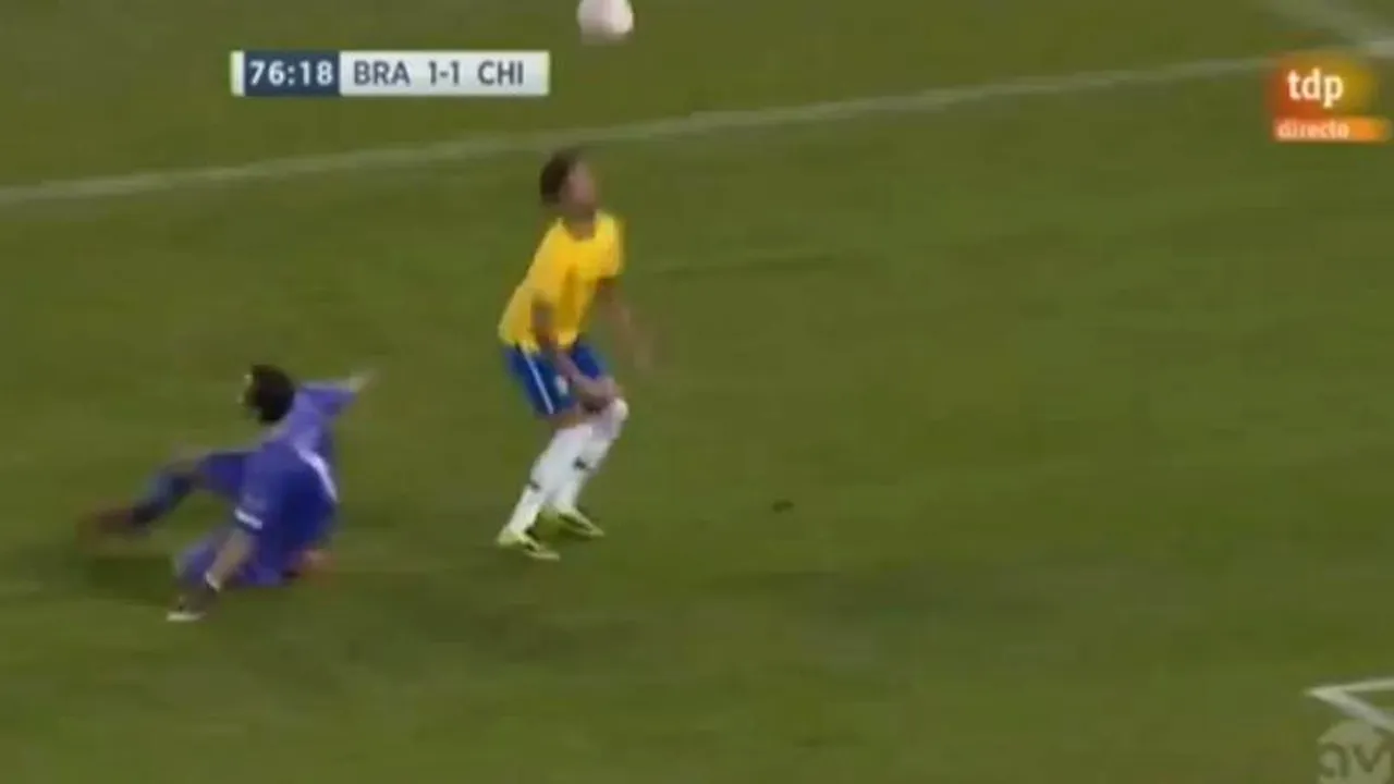 Mingea nu mai are niciun secret pentru Neymar! VIDEO incredibil: Cum a umilit portarul în Brazilia - Chile 2-1
