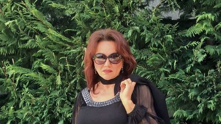 Soacra lui Adrian Mutu arată fenomenal, deși are 51 de ani! Mariana Bachici întoarce toate privirile bărbaților | GALERIE FOTO