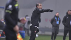 Jerry Gane așteaptă primul gol după trei meciuri fără victorie la Dinamo: „Este un moment important!”. Probleme de lot pentru „câini”