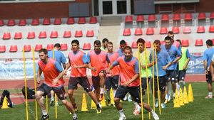 FOTO EXCLUSIV Piți e cu ochii pe jucătorii lui Poli:** "Dacă echipa va retrograda, ei NU vor rămâne acolo!"