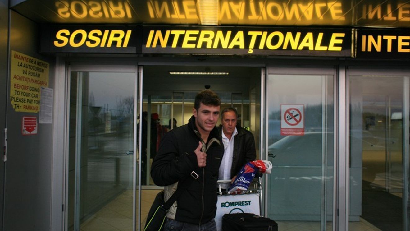 Nici n-a ajuns bine la Steaua și Moraes are deja probleme!** "Ce a făcut Becali se cheamă FURT! E o GOLĂ‚NIE!"