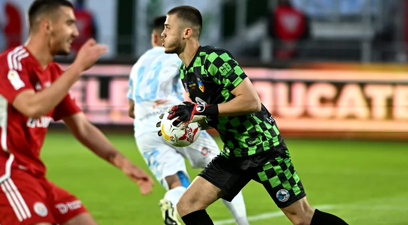 Corvinul și-a cedat portarul titular în prima ligă! Super-transfer pentru Ștefan Lefter, în ultima zi din 2024