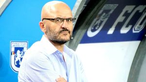 Adrian Mititelu i-a răspuns lui Gigi Becali legat de transferul lui Juan Bauza! Patronul FCSB a oferit 2.000.000 de euro pe argentinian, dar prețul a explodat: "Ferguson, stai liniştit că nu-l iei nici cu 5.000.000 de euro"