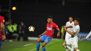 CULISE | Nicio primă, doar amenințări! Trei fotbalisti de la FCSB își joacă viitorul sâmbătă, cu liderul CFR Cluj. Cum își motivează Becali jucătorii

