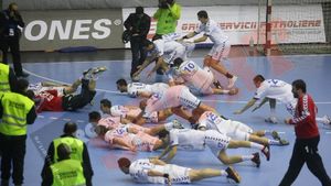 FOTO **S-au calificat în optimile Ligii! HCM - PAOK 34-23