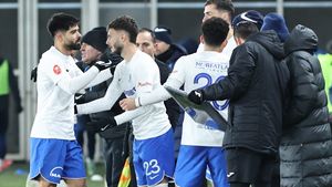 „De ce Dubai, când ai România?”. Unul dintre favoriții lui Gică Hagi a ales deja și Ianis Hagi a reacționat imediat