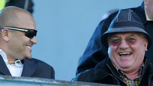 Aceasta este SINGURA șansă** ca Mititelu să nu-i plătească cei 7 milioane â‚¬ lui Pițurcă