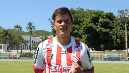 Fotbalistul paraguayan „Gato” Garcia a fost prins beat și cu droguri asupra lui. Polițiștii l-au arestat după ce a intrat cu mașina în punctul de control