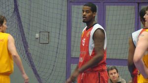 Clujul și Sibiul, amenințate** de Miercurea Ciuc și Craiova