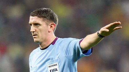 Contra spune că arbitrul scoțian s-a zgârcit doar cu noi:** "Lor le-a dat penalty prea ușor, nouă nu ne-a dat nimic"