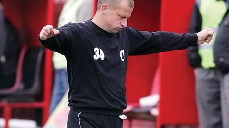 Dorinel a plâns la despărțirea de foștii săi elevi de la "U"