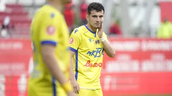 Prima achiziție a Corvinului pentru noul sezon de Liga 2: un mijlocaș de la Petrolul! ”Găzarii” au respectat dorința jucătorului pe care l-au crescut