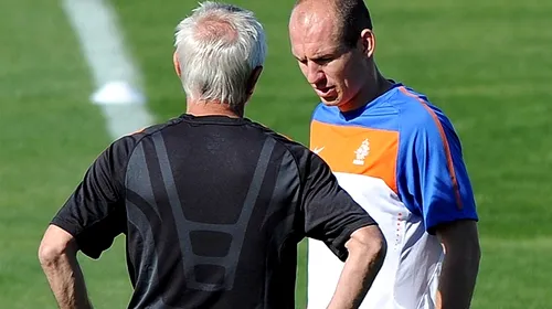 Robben decide de unul singur dacă va evolua contra Camerunului!
