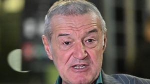 Gigi Becali ia o DECIZIE ISTORICĂ: „L-am sunat pe Argăseală! Vreau să nu mai jucăm etapele astea!”