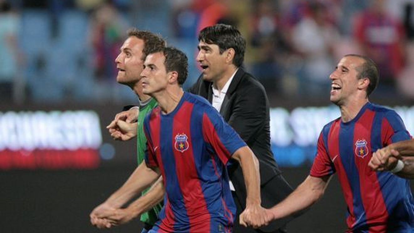 "Piți face bani pentru Steaua! Se vând 1000 de abonamente pe zi doar pentru că e el acolo!"