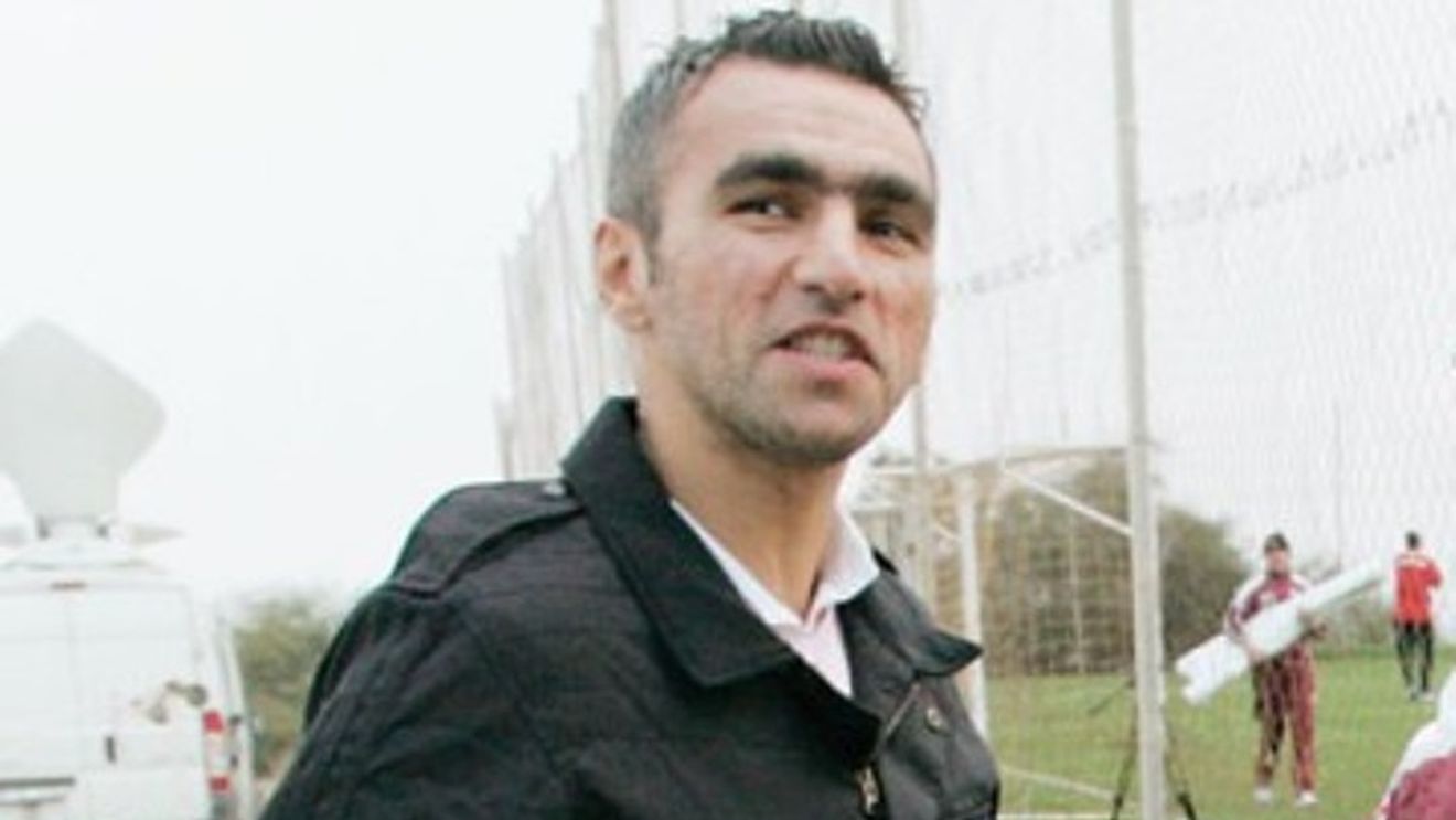 Iencsi: "Nu mă interesează cine preia clubul! M-am obișnuit cu situația de la Rapid!"