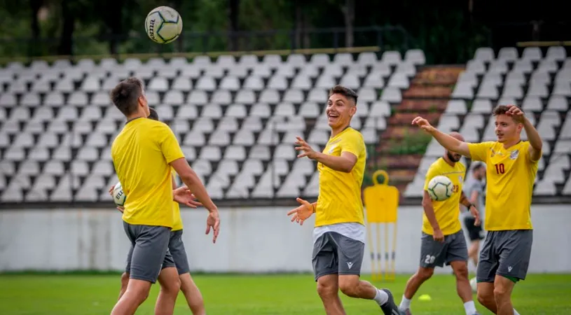 Rapid a stabilit primele meciuri amicale cu câteva zile înaintea reunirii. Echipa lui Nicolae Grigore va juca împotriva Universității Cluj și a două cluburi din Liga 3