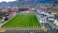 E gata „bijuteria” de peste 2.000.000 de euro dintr-o localitate din Bistrița-Năsăud. Primele imagini cu noul stadion sunt spectaculoase