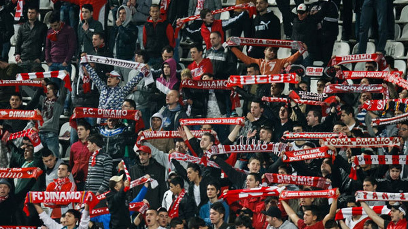 De Ziua Bărbatului, rapidiștii, vasluienii și steliștii s-au "convertit" la dinamovism!** "Câinii" îi ironizează: "E singura zi a anului când toată țara ține cu Dinamo" :)