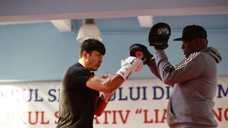 Ronald Gavril, program spartan pentru meciul cu Joan Boada! Luptă cu centura WBF World pe masă și anunță: „Nu e un meci de retragere! Îmi mai doresc unul mare, la Las Vegas”. EXCLUSIV