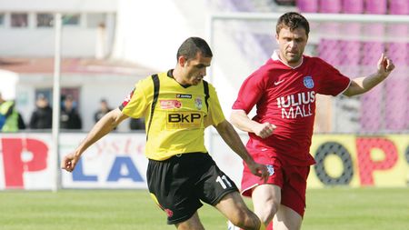 Au luat urma „câinilor"