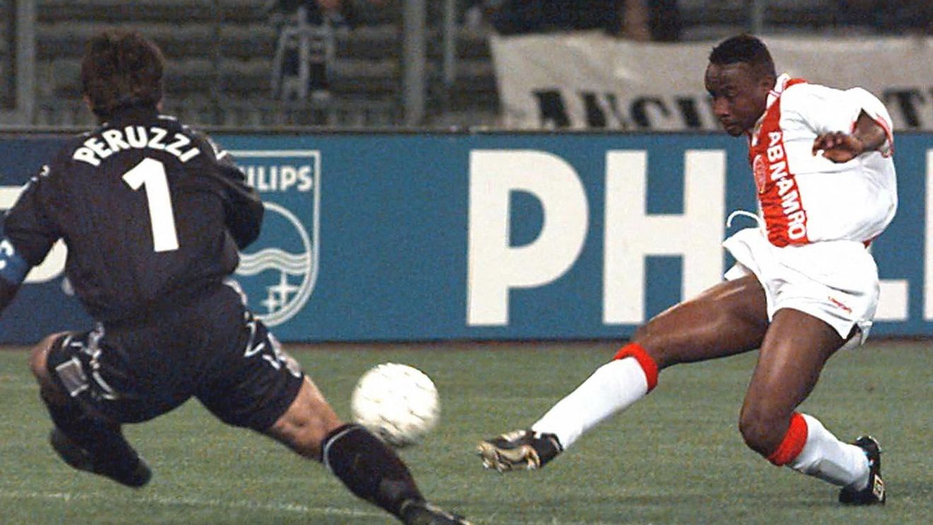 Tragedie! Fostul coleg al lui Cristi Chivu e în stare critică, după un accident de mașină în care fratele lui a murit!