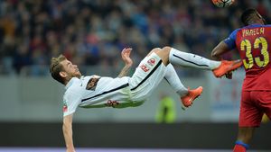 Derby-ul om cu om: de ce Stanciu și Romario s-au bătut pentru titlul de cel mai slab jucător de pe teren. Ștucan, despre omul meciului