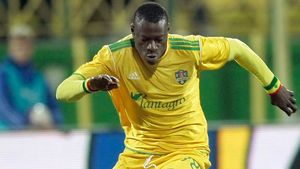 Bătaie de joc marca N'Doye! A fugit din cantonamentul Vasluiului chiar înainte de "U" - CFR:** "A zis că are o problemă"