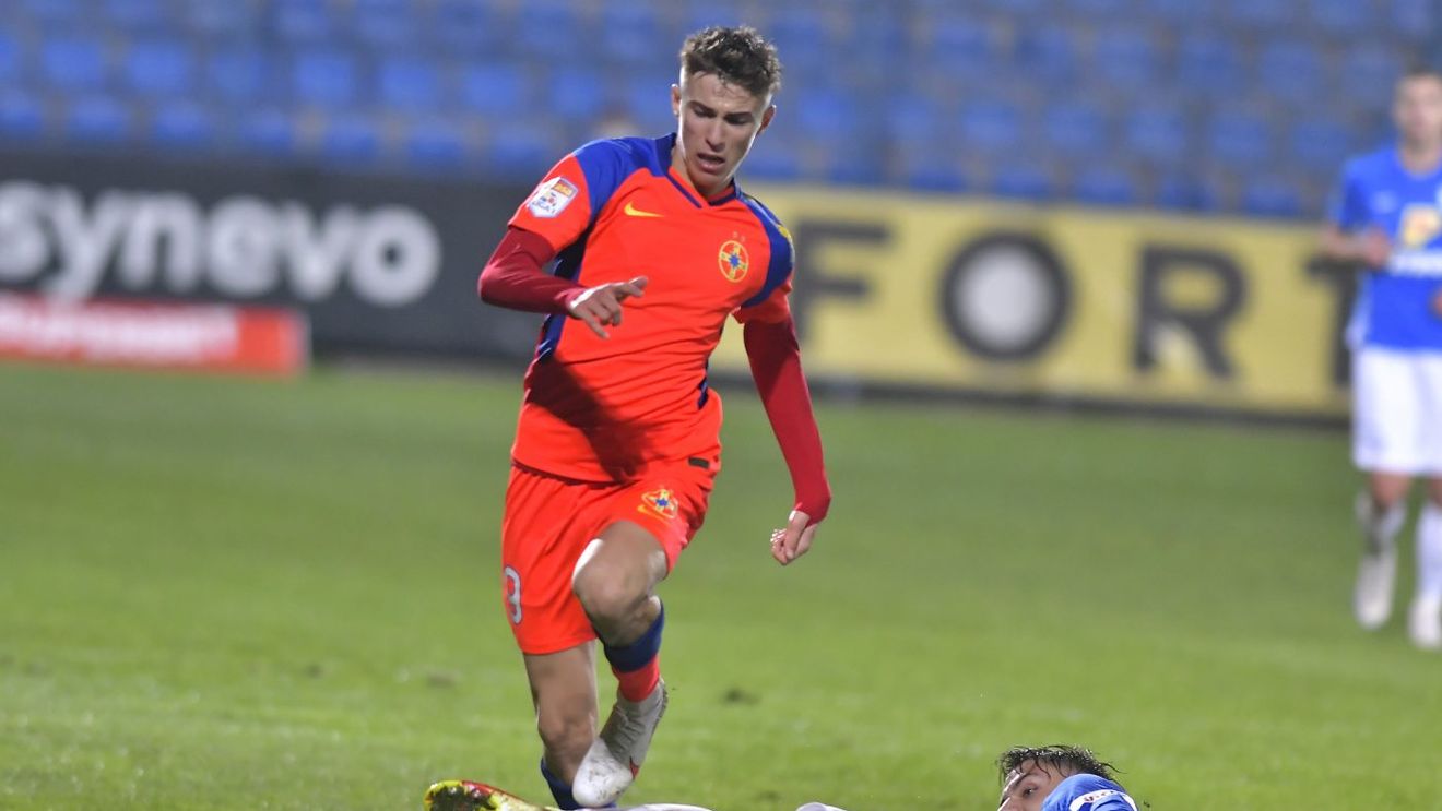 Liga 1: „Roș-albaștrii” sunt la 11 puncte de lider, iar locul de play-off al „rechinilor” este în pericol » FCSB – Farul se pariază și la cota 2.05 »»