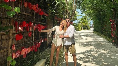 Cristi Borcea o răsfață total pe Valentina Pelinel! Milionarul a dus-o într-o nouă vacanță de lux, în doi, fără copii