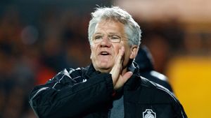 Actrița care a renunțat la tot ce avea pentru Laszlo Boloni. El a ajuns șomer în Franța, iar ea a lucrat ca vânzătoare: „Am strâns cureaua”