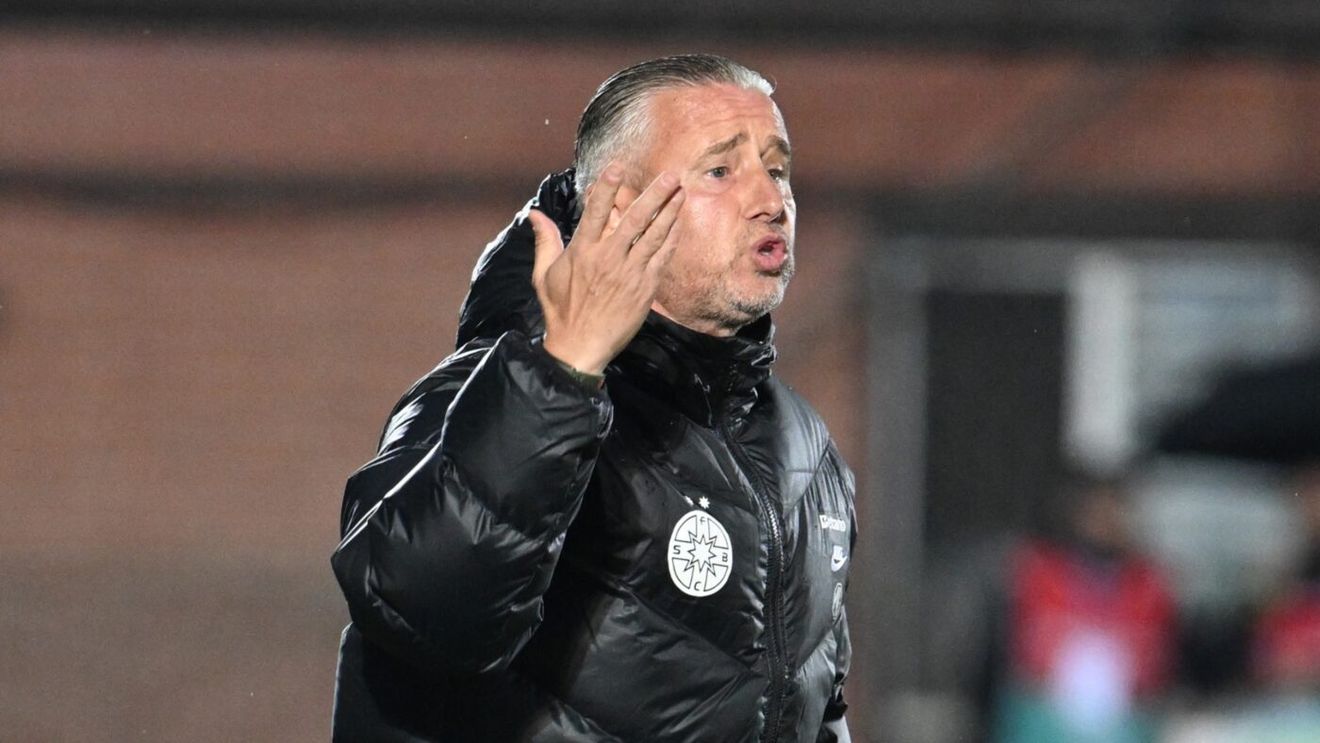 „RUȘINOS!”. Laurențiu Reghecampf și-a „mitraliat” fotbaliștii după Bistrița - FCSB