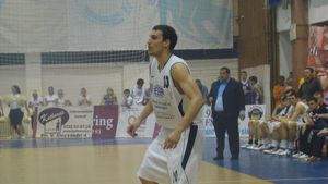 "Lei" contra "lei"** Markovic vrea victoria la Oradea