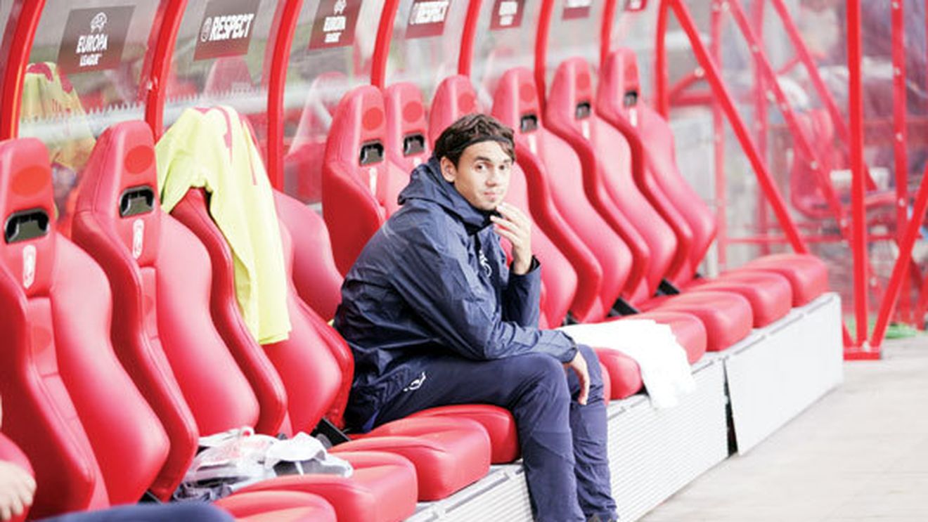 Unde a ajuns să joace Andrei Ionescu, cel considerat cândva urmașul lui Adi Mutu: "E o țară frumoasă". Pe cine vrea campioană în Liga 1: "Destinul vieții m-a purtat și pe la alte echipe, dar originile nu mi le pot schimba"