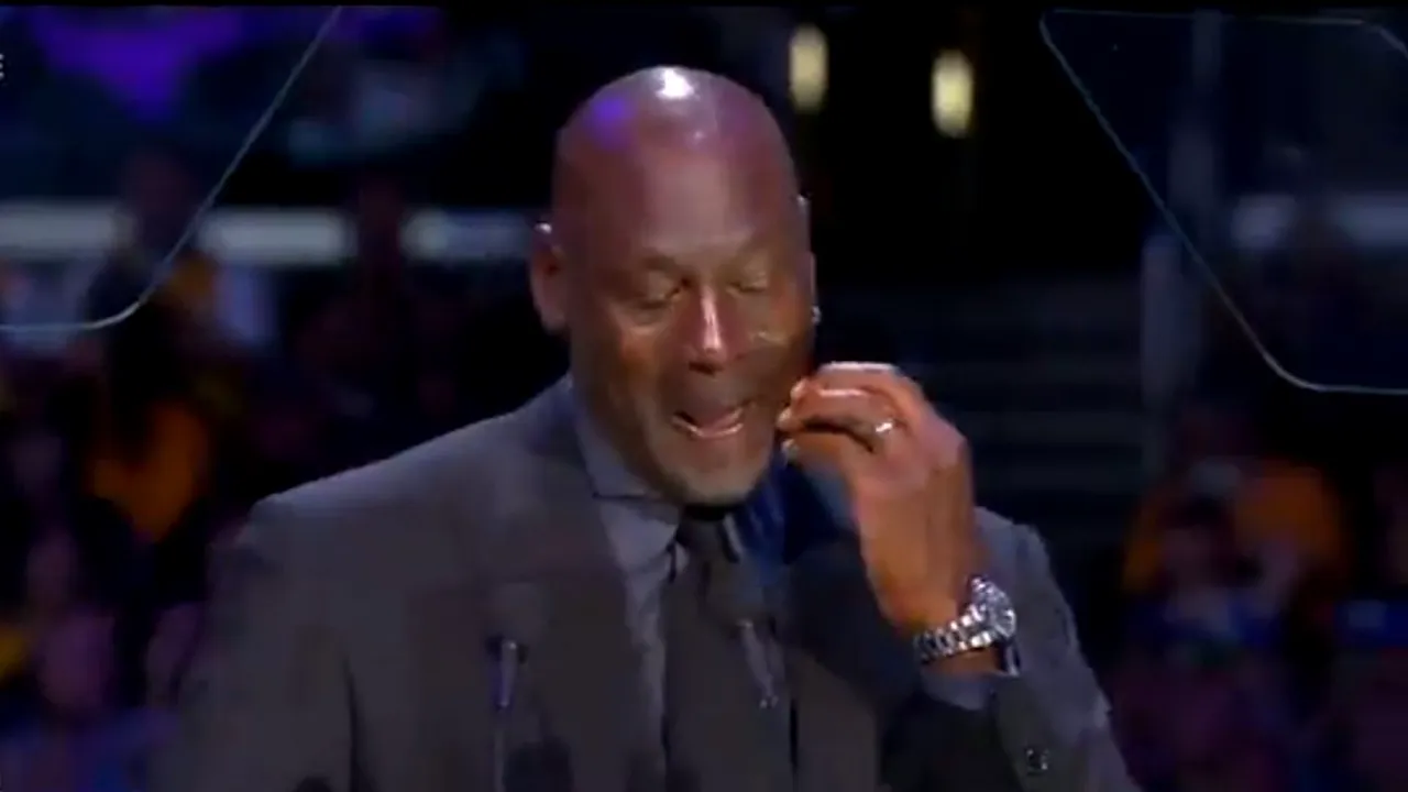 Emoționant! Michael Jordan, în lacrimi la ceremonia în care a fost comemorat Kobe Bryant: ”Când a murit el, o parte din mine s-a stins” | VIDEO