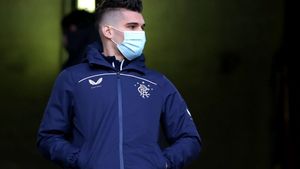 Ianis Hagi, ținut pe bancă de Steven Gerrard în „Old Firm”! Victorie la limită în derby-ul Scoției