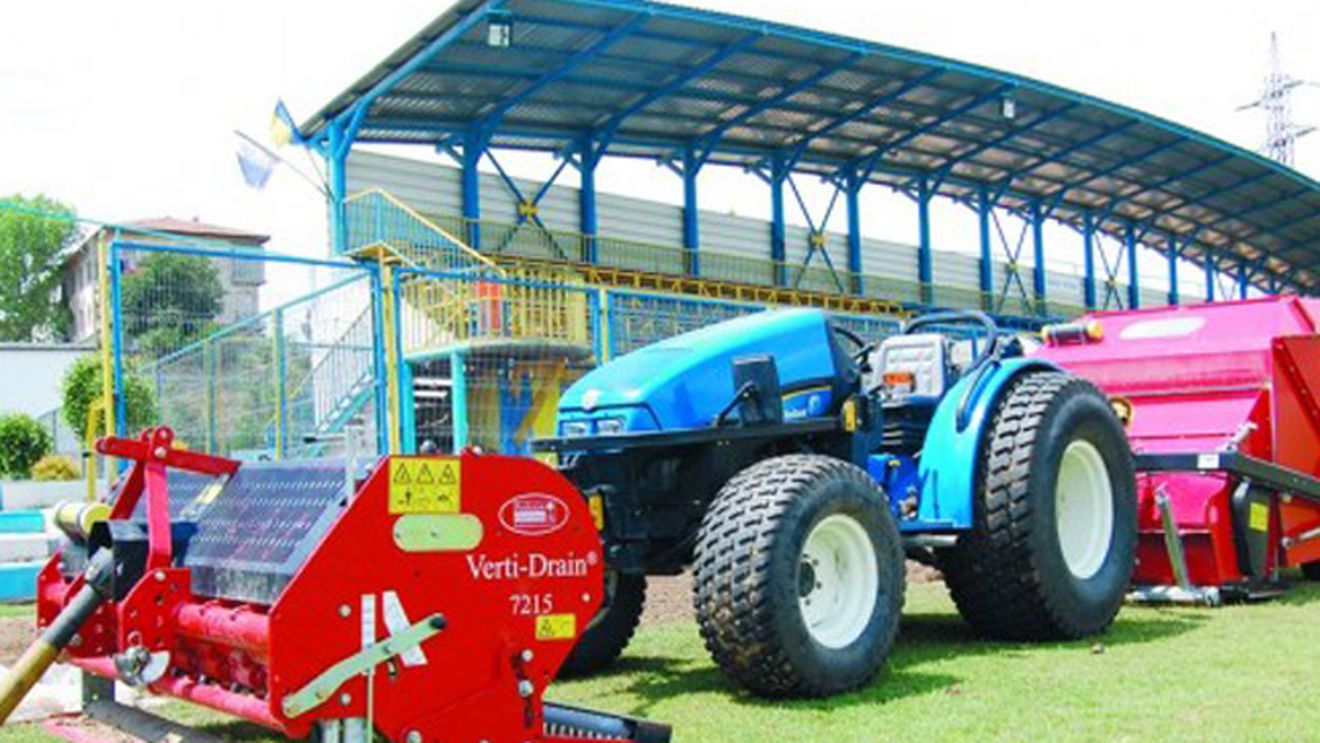 Hagi reface stadionul Ovidiu!