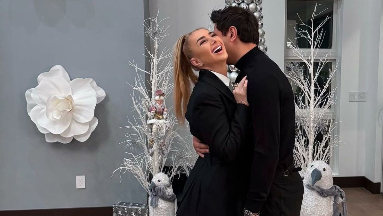 Ce a postat Anamaria Prodan de Ziua Îndrăgostiților