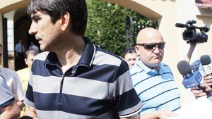 "Fără bani, lucrurile se vor destrăma la Craiova!** Va fi spectacol, cu certuri și amenințări"