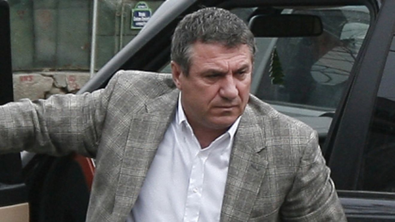 "Mutu nu are bani să plătească dacă nu muncește!"