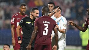 Adrian Porumboiu l-a făcut praf pe Colțescu: „Trebuia să-i dea roșu lui Popescu și să acorde două penalty-uri pentru FCSB”. EXCLUSIV