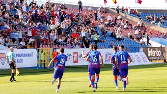FC Bihor are cei mai mulți jucători în primul 11 ideal din Liga 2 în luna septembrie, dar nu dă și antrenorul lunii! FRF n-a mai decis ea totul